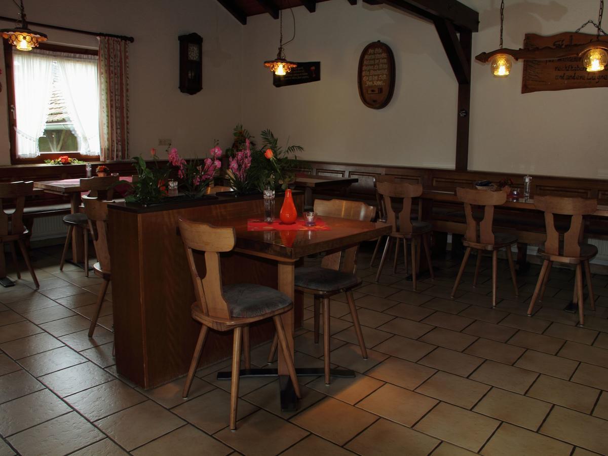 Gasthof Roessle Vogtsburg Esterno foto